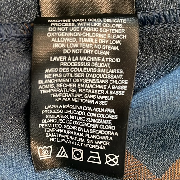 KUHL Men’s Snap Button Shirt Size XL - Picture 8 of 9